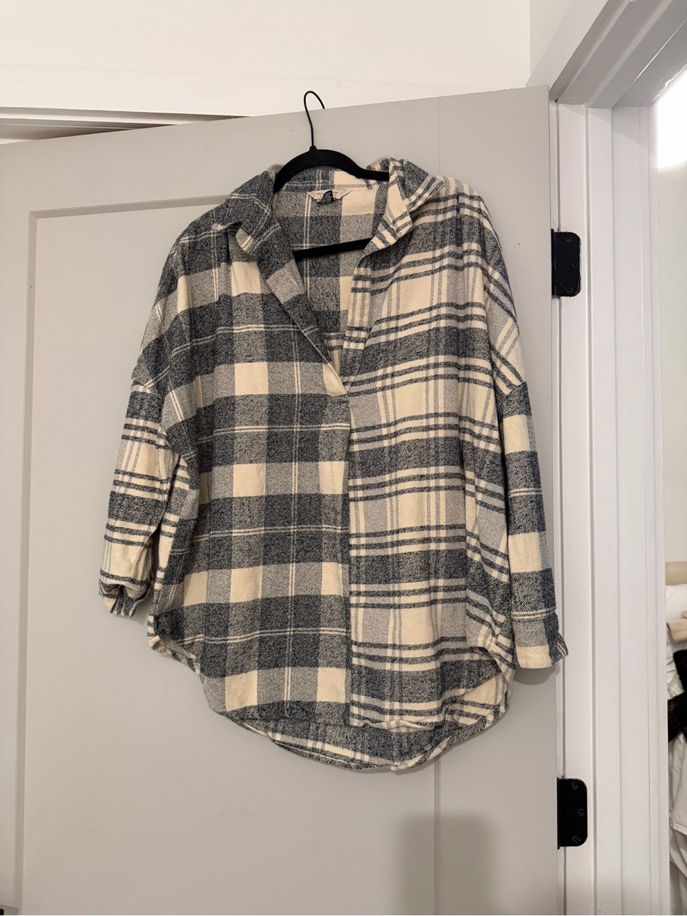 French Connection Cream and Gray Plaid Shirt Jacket